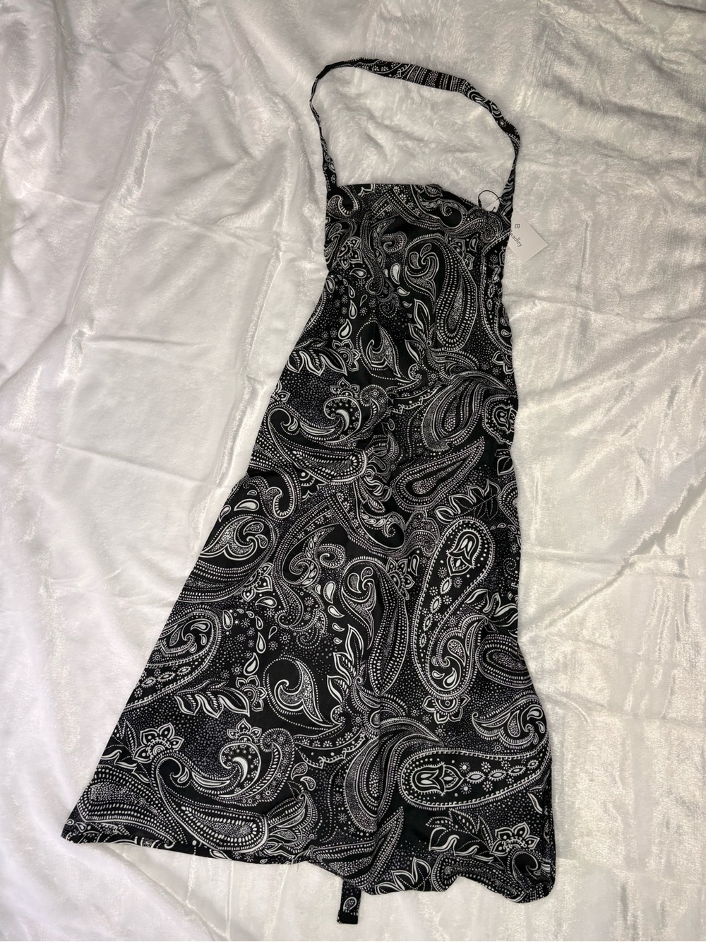 NWT Vera Bradley Bib Apron Stellar Paisley Black White